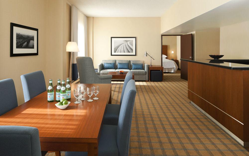 Four Points By Sheraton Hotel & Conference Centre Gatineau-Ottawa Екстер'єр фото