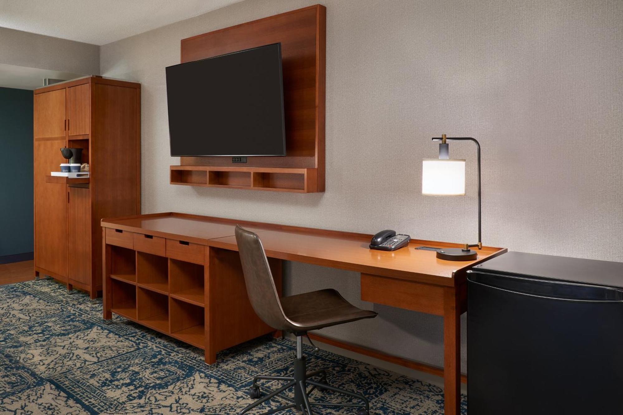 Four Points By Sheraton Hotel & Conference Centre Gatineau-Ottawa Екстер'єр фото