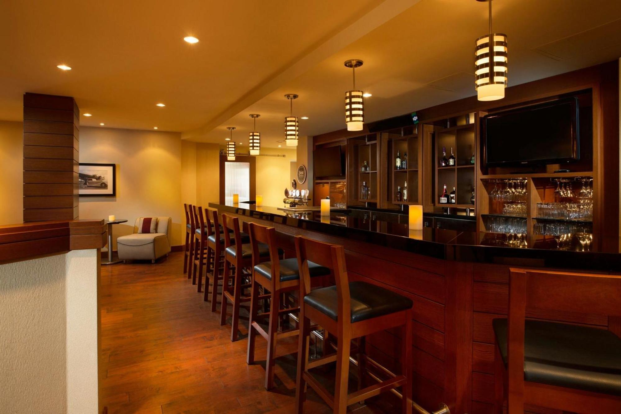 Four Points By Sheraton Hotel & Conference Centre Gatineau-Ottawa Екстер'єр фото