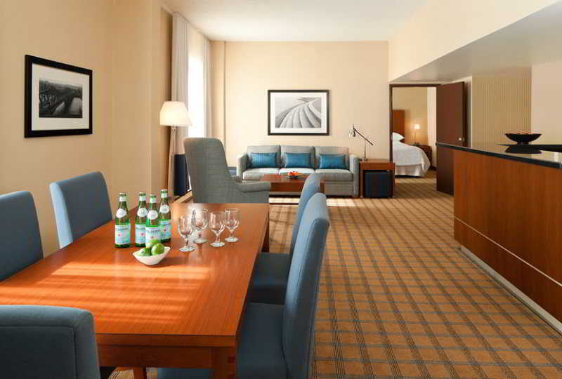 Four Points By Sheraton Hotel & Conference Centre Gatineau-Ottawa Екстер'єр фото